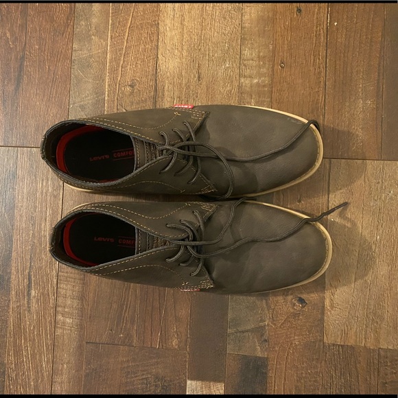 Men’s shoes